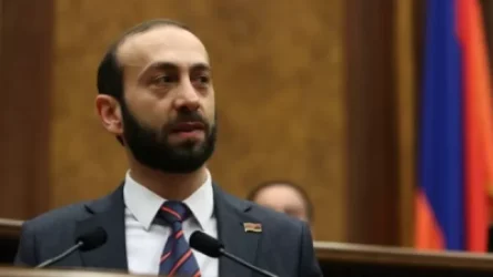 Երբ ամրոցին սպառնում են առնետները, մկներն ավելի լավ է սսկվեն. ԱԺ նախագահ