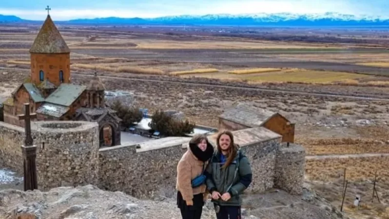 «Հարուստ մշակույթ, հրաշք բնություն, համեղ սնունդ, ջերմ հյուրընկալություն». Իտալացի բլոգերները Հայաստանում են