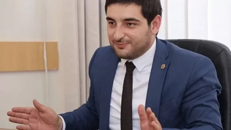 Մեծ եռանդով տարածում են, թե իբր իմ հորեղբոր դուստրը միլիոնատեր է. Սիփան Փաշինյան