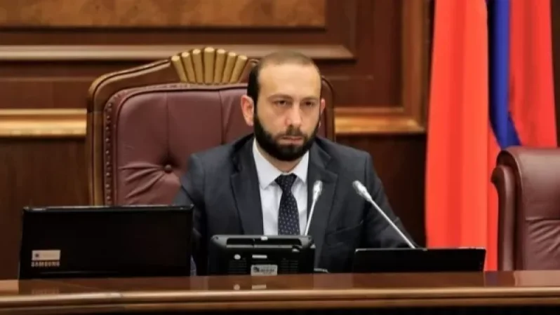 «Ժողովուրդ». Ինչու Արարատ Միրզոյանը չեղարկեց ԱԺ արտահերթ նիստը
