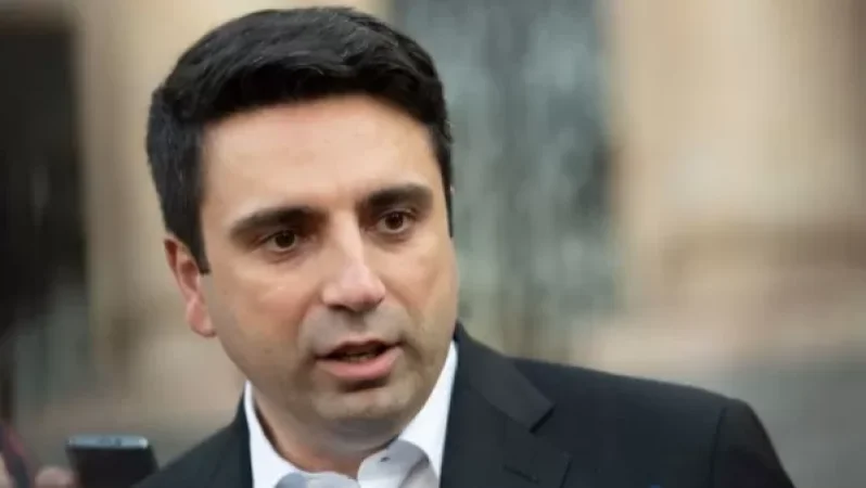 Ամեն օր ամեն բան անենք, որ հզորանա մեր բոլորի Հայաստանը, այլ ոչ թե այդ տարածքում լյուկի վրա պպզող խուժանը. Ալեն Սիմոնյան