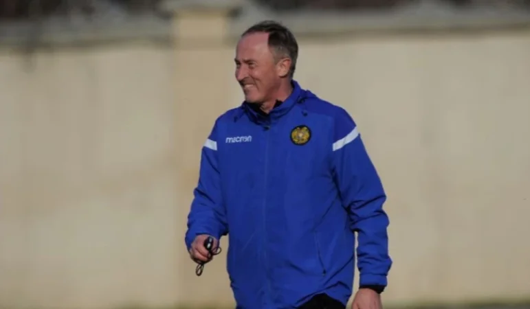 Ալեքսանդր Պետրակովը հրապարակել է Հայաստանի ազգային հավաքական հրավիրված ֆուտբոլիստների ցանկը