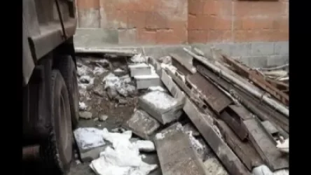 «Ժողովուրդ»․ Հյուրանոցի կառուցման համար 200-ամյա շենքը քանդվում է