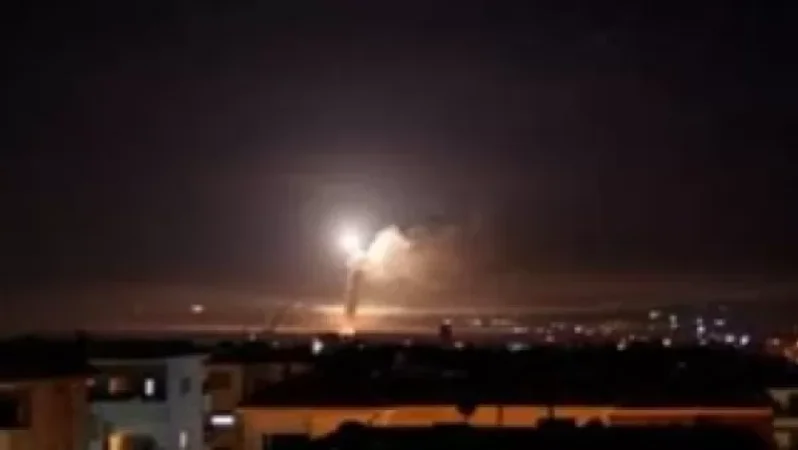 VIDEO: Israel Strikes Damascus as Aircraft with 172 Passengers Attempts Landing