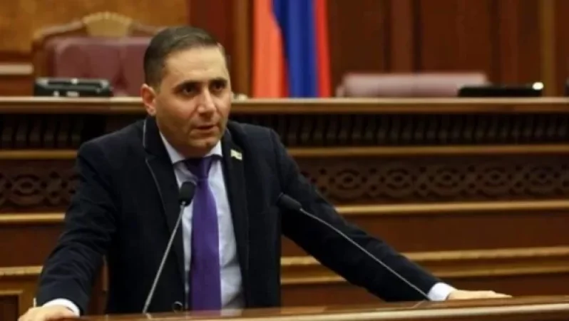 Հայերի և ադրբեջանցիների համատեղ բնակություն Նախիջևանում․ Արման Աբովյանի առաջարկը