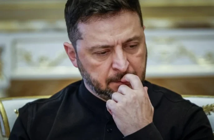 Զելենսկին կմեկնի Հունաստան ու այլևս չի վերադառնա Ուկրաինա. Սքոթ Ռիտեր