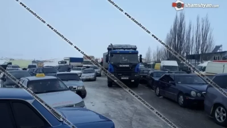 Արտակարգ իրավիճակ Սյունիքում. 150-ից ավելի մեքենաներ չեն կարողանում տեղաշարժվել
