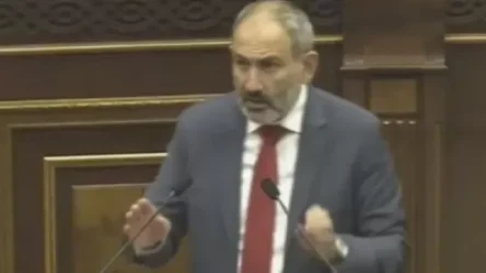 Էդ ո՞ւմ բերանն ենք մենք փակում, էդ ո՞ւմ մեքենան ենք մենք վառում. վարչապետ