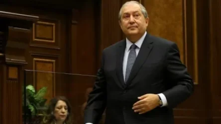 «Ժողովուրդ». Արմեն Սարգսյանը Սահմանադրության հարցով քննարկումներ կսկսի