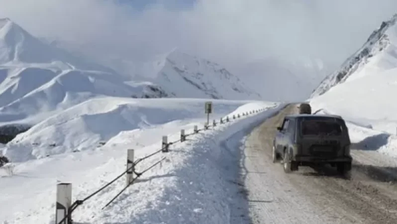 Փակ և դժվարանցանելի ճանապարահներ կան