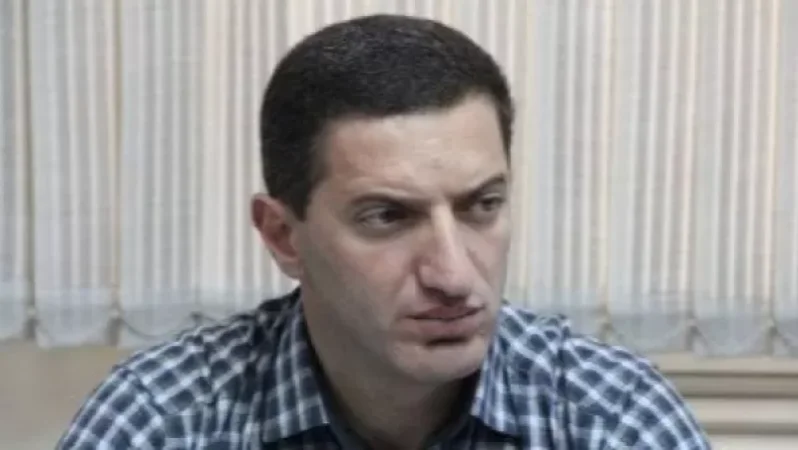 «Ամոթ ա, վերցրեք ձեր դիպլոմներն ու արտոնագրերը, հողը փորեք ու առանց հուշաքար թաղեք». Գևորգ Պետրոսյան