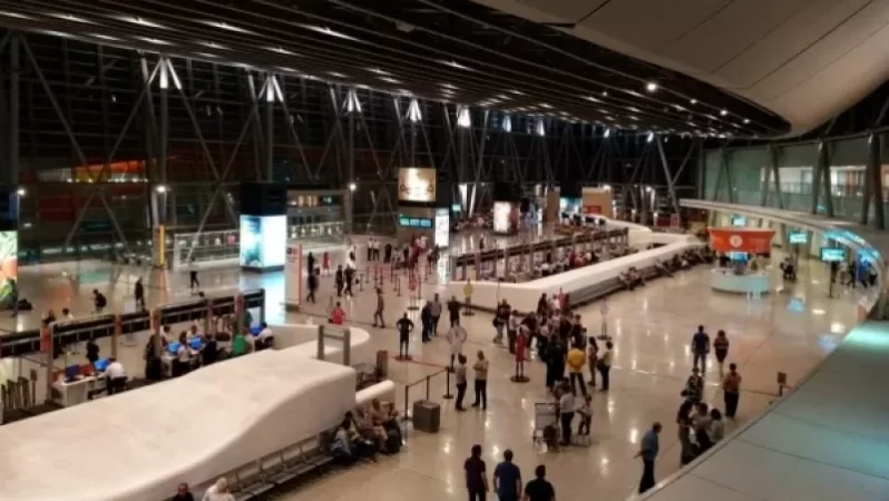 Քաղաքացին ձերբակալվել է «Զվարթնոց» օդանավակայանում