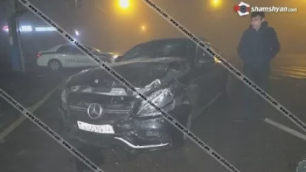 «Հարսնաքար»- ի դիմաց բախվել են Mercedes-ն ու Hyundai Elantra-ն