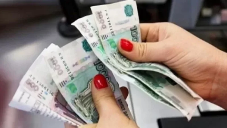17-Year-Old Yerevan Resident Makes Purchases with Counterfeit Russian Banknotes
