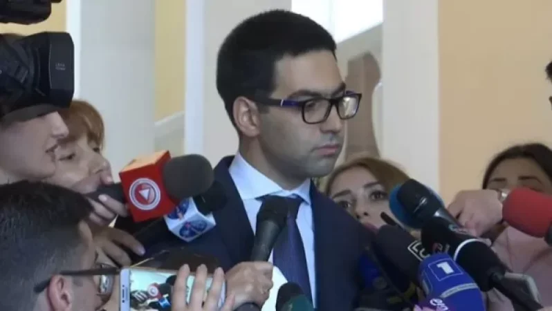 Մյուս նախարարների ստացածից քիչ պարգևավճար եմ ստացել. Բադասյան