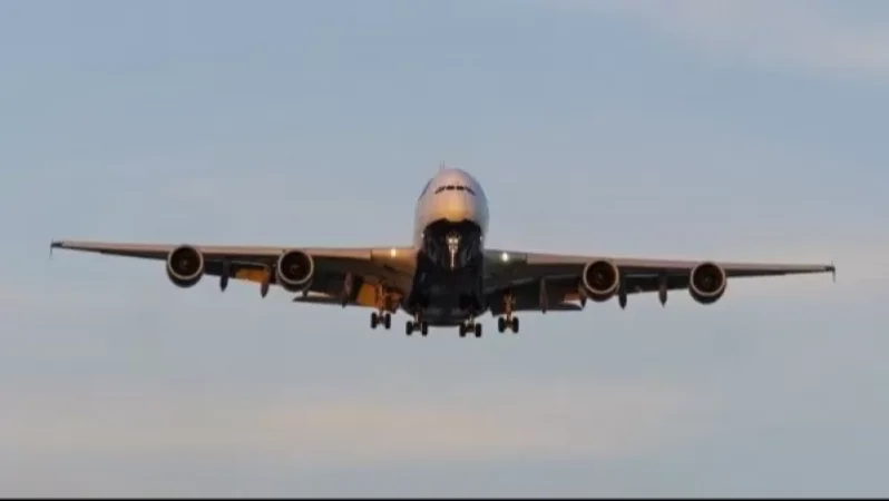 Թեհրանից Ստամբուլ մեկնող ինքնաթիռը շտապ վայրէջք է կատարել․12 ուղևոր ունի բարձր ջերմություն