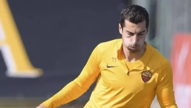 Մխիթարյանը «Ռոմա»-ի ընդհանուր հայտացուցակում է