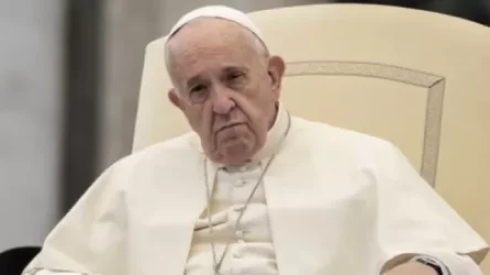 Հռոմի պապի մոտ կորոնավիրուսի հայտնաբերման մասին լուրը կեղծ է