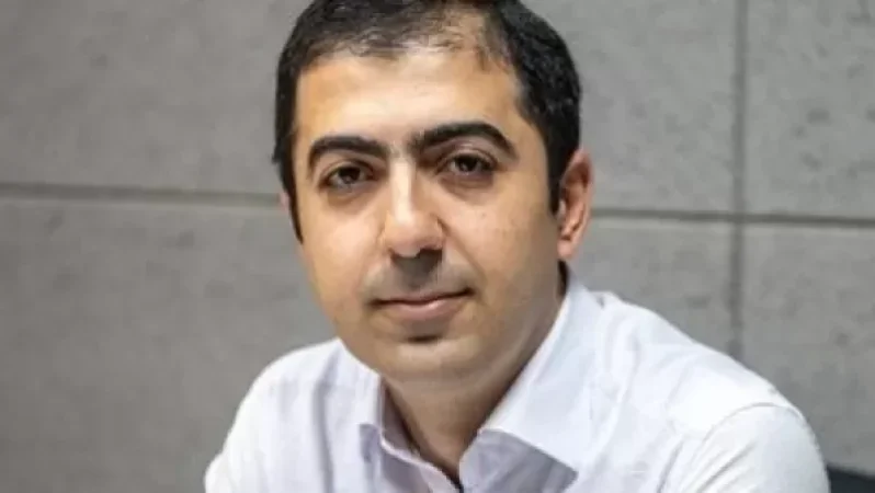 Քոչարյանի փաստաբանը դատի է տվել ԱԱԾ-ին եւ Հանրային հեռուստաընկերությանը