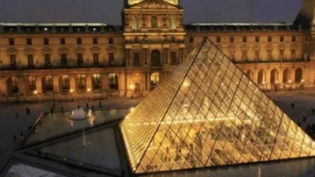 Լուվրը, չնայած կորոնավիրուսի տարածման վտանգի, բացվել է