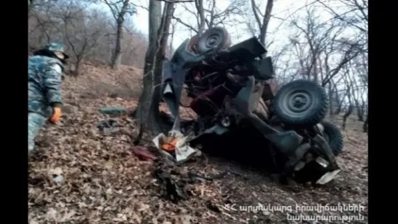 UAZ Rolls 30 Meters Down from Artazhan Mountain: 2 Dead, 2 Injured
