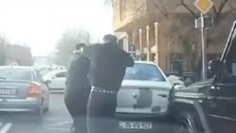 «Հրապարակ». Տաքսիստին ծեծած «Յաշիկի» վարորդի 15-ամյա որդին օրերս մահացել է