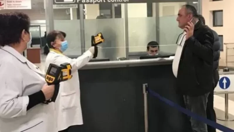 Երեկ Միլանից և Հռոմից ժամանած ուղևորները գտնվում են իրենց տներում՝ կարանտինի մեջ. խոսնակ