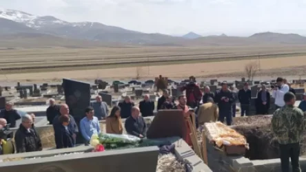 Գյումրիում ծեծի հետևանքով մահացած 43-ամյա կնոջ թաղմանը հարազատներից ոչ ոք չի մասնակցել