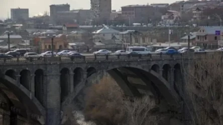 «Հաղթանակ» կամրջի մոտ ինքնասպանության փորձ կատարած երիտասարդի գտնվելու վայրն արդեն 4 օր է՝ անհայտ է. ՀԺ