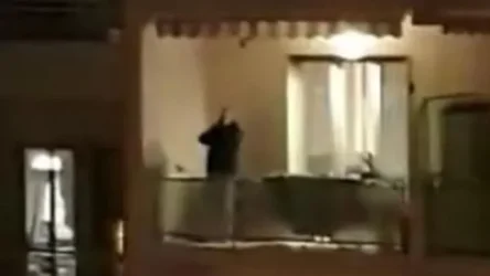 Կարանտինում գտնվող իտալացիները երգում են