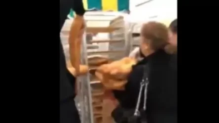 Գլենդելում «սրբում» են խանութները. պայքար՝ կորոնավիրուսի դեմ