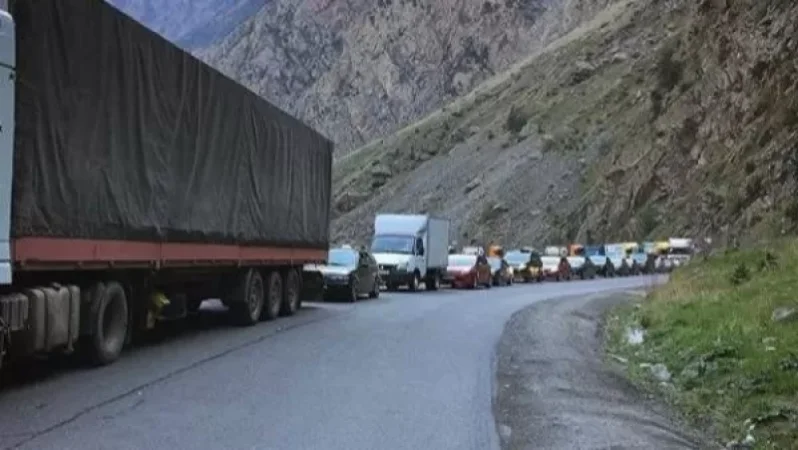 Ժամանակավոր դադարեցվում է նաև  ՌԴ և Վրաստանի միջև քաղաքացիների տեղաշարժը