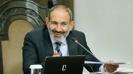 ՏԵՍԱՆՅՈՒԹ․ Ըտենց ուվերեննի մի´ ասեք, պարոն Ավինյան․ Փաշինյանը կատակեց