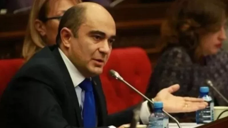 Էդմոն Մարուքյանն առաջարկում է միչև խստացված ռեժիմի ավարտը ԱԺ նիստեր չգումարել