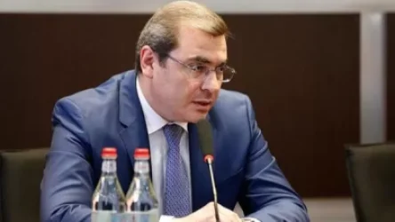 Հայտնում եմ, որ պատգամավորը ստում է. Դավիթ Անանյան