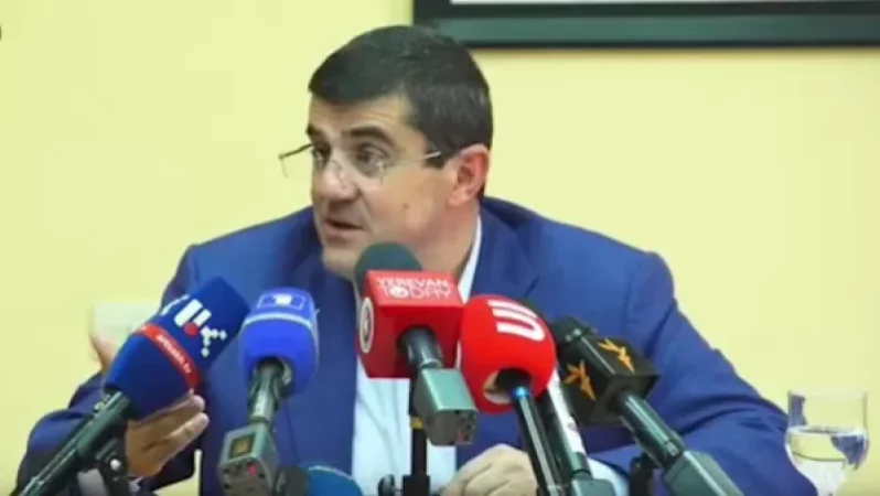 Արցախի նախագահի 14 թեկնածուներից երկուսն իմ սանիկն են, բոլորս ծանոթ-բարեկամ ենք. Արայիկ Հարությունյան