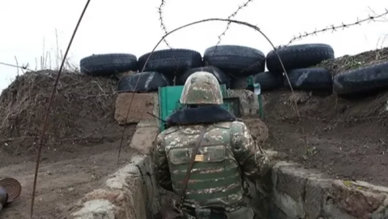 Today Our Armed Forces Must Start Digging Trenches at the Site of the Destroyed Barracks: Political Scientist