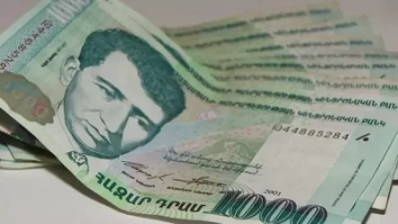 Չաշխատող մայրերը եւս նպաստ են ստանալու. Փաշինյանը մանրամասներ հայտնեց