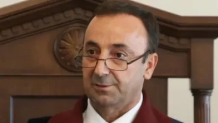 Հրայր Թովմասյանի նախաձեռնությամբ համակարգիչներ է փոխանցել ԿԳՄՍ-ին՝ աշակերտների համար