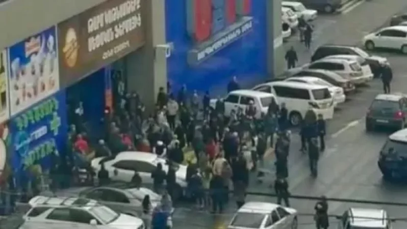 ԼՈՒՍԱՆԿԱՐՆԵՐ. Պարոն Ավինյան, պարոն Փաշինյան, սա՞ է մեր կարանտինն ու արտակարգ դրությունը