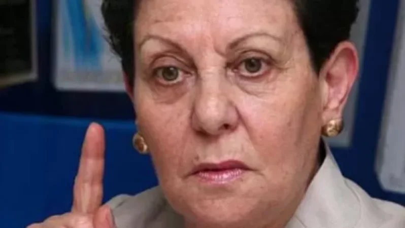 Պարետատո՜ւն, հե՜յ, ո՞վ կա այնտեղ, լսո՞ւմ եք. Անահիտ Բախշյան