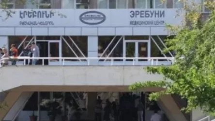 «Էրեբունի» բժշկական կենտրոնի 200 բուժաշխատող մեկուսացված է, որից 23-ը՝ բժիշկ․ «Հրապարակ»