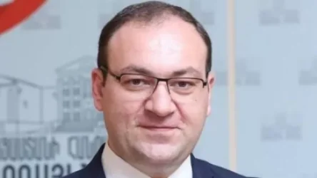 Պատգամավոր Հրաչյա Հակոբյանը չունի քաղաքական պատասխանատվություն. Արսեն Բաբայան