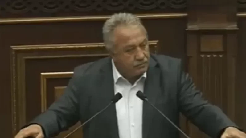 Կռվում են ժողովուրդները, բանակները, հաղթում են նահատակները. Սասուն Միքայելյանը՝ ԱԺ-ում