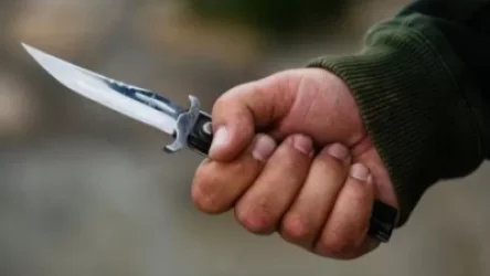 Կոտայքի մարզում դանակահարված մոտ 30 տարեկան տղամարդը նախկին ՊՆ շենքի մոտից տեղափոխվել է հիվանդանոց