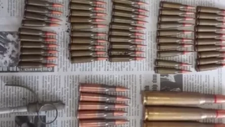 Ինքնաձիգ, ատրճանակներ, նռնակներ․ ոստիկանության բաժիններում կամավոր զենք-զինամթերք է հանձնվել