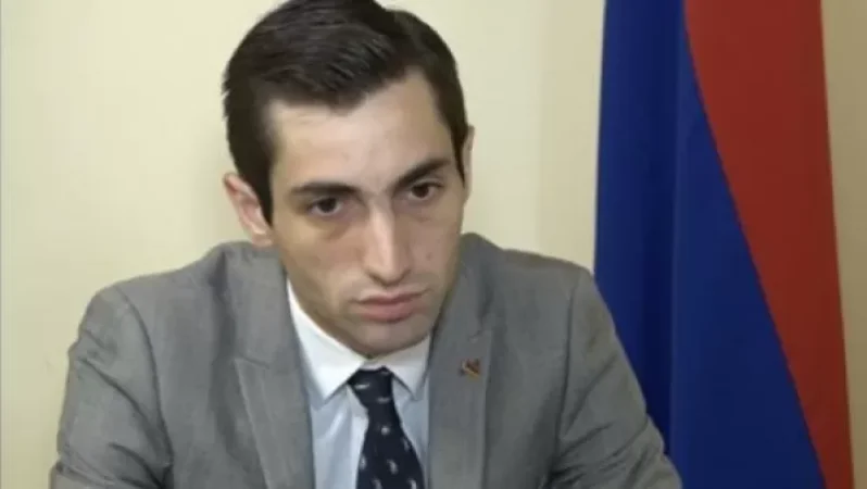 Ավագանու մանդատը ձեռքիս չեմ կողմնորոշվում այս աչքակապությունից հետո ինչ անել. Դավիթ Խաժակյան