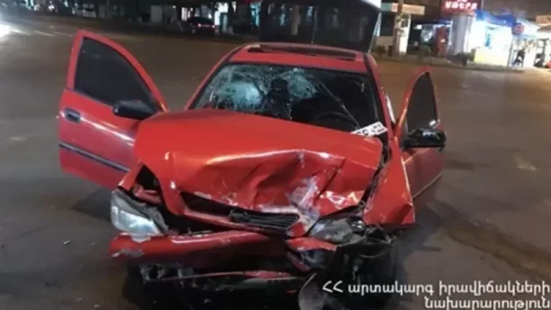 Կոմիտաս և Վաղարշյան փողոցի խաչմերուկում վթար է տեղի ունեցել. կան տուժածներ