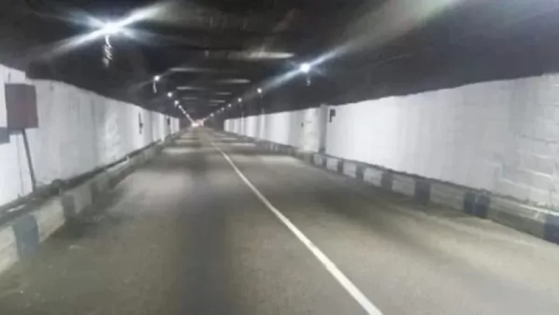 Դիլիջանի թունելը կիսով չափ լուսավորված չէ. վարորդներին հորդորում են զգոն լինել