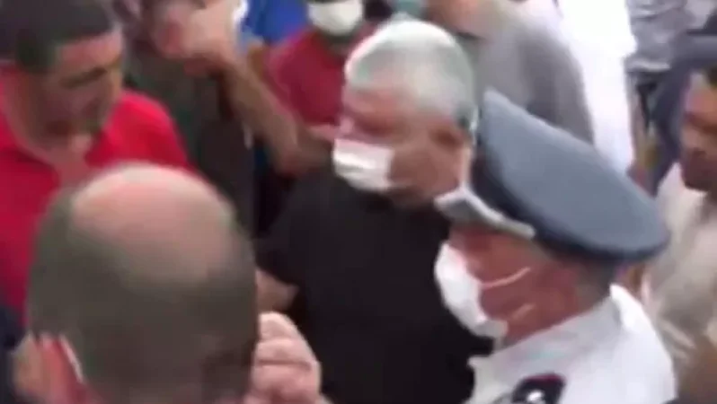 Ոստիկանները ցանկանում են փակել «Մեյմանդարի» շուկան. գյուղացիներն ընդդիմանում են